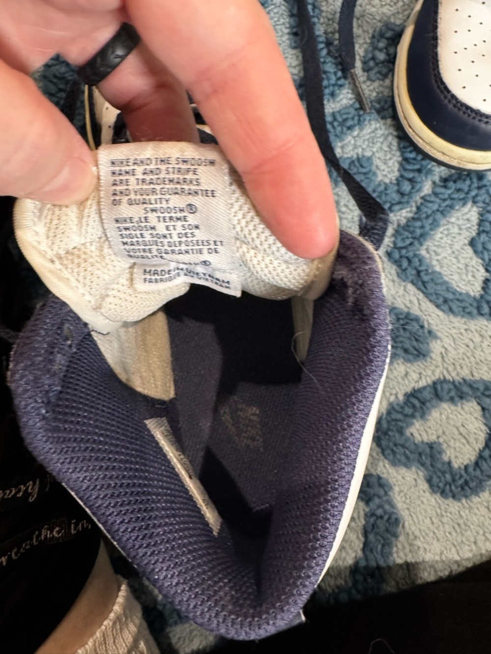 Nike Dunk High Kids Size 1 VGUC navy - Picture 7 of 8